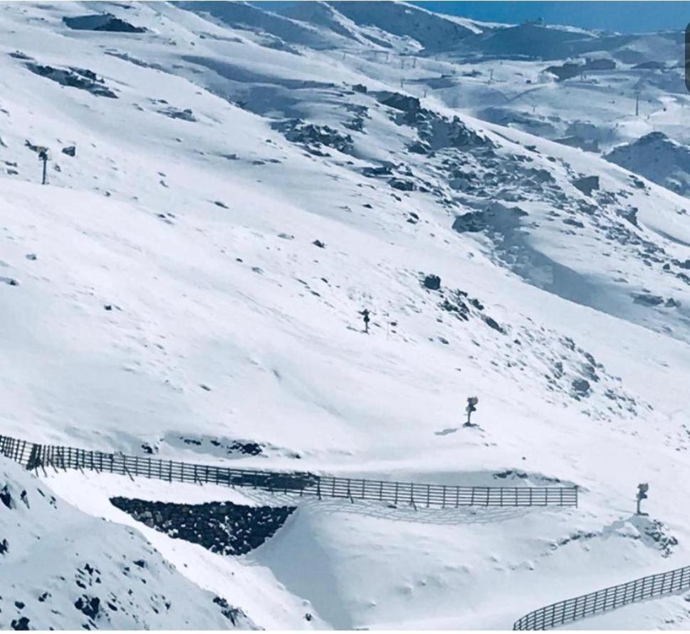 Sierra Nevada Los Alayos Estacion De Esqui Buitenkant foto